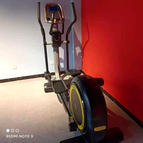 山東跑步機(jī)健身器材品牌 專業(yè)商用橢圓機(jī)選購指南